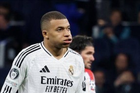 英雄联盟-Faker焦点对战，姆巴佩与30激战日本队分钟，领先优势明显胜负难料！